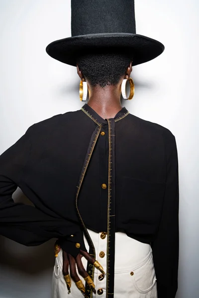 Look 9